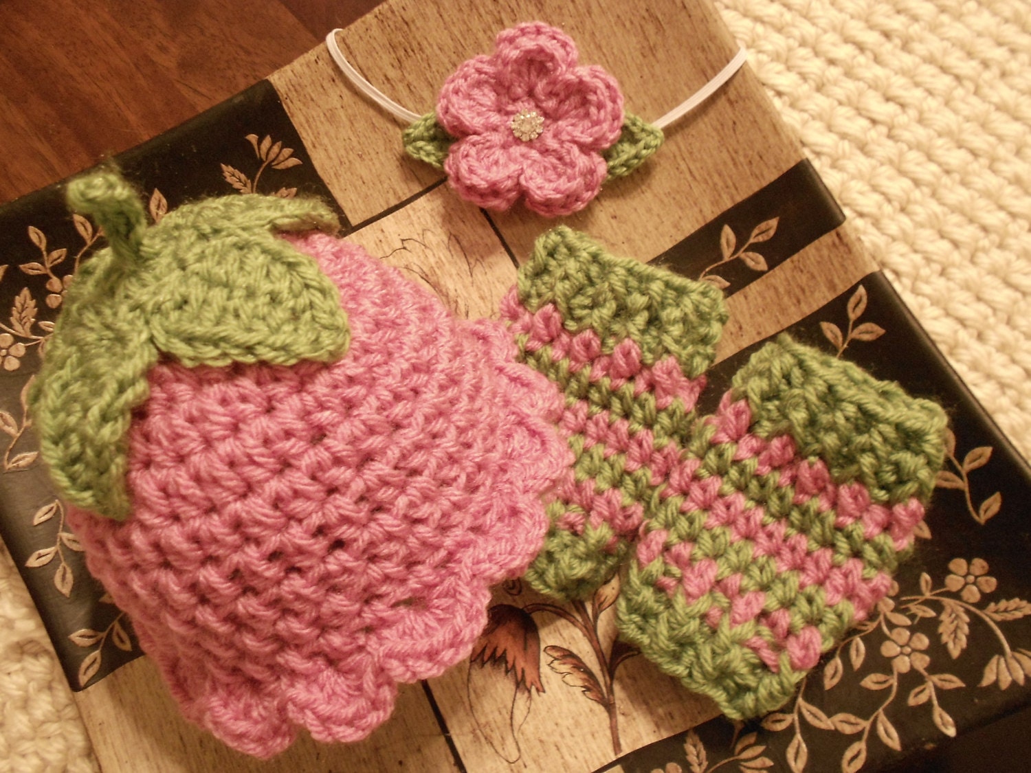 Crochet Flower Hat Stripe Legwarmers Flower by SweetpeasAlley