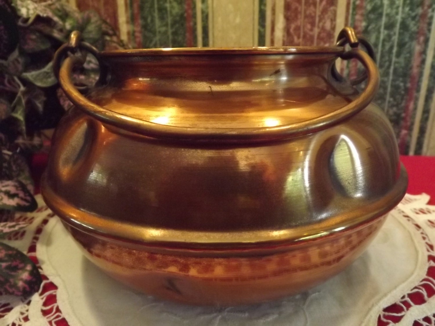 Antique Copper Cauldron Vintage Hammered by OutrageousVintagious