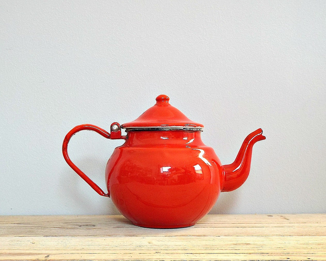 RED enamel coffee pot vintage small tea pot coffeepot teapot