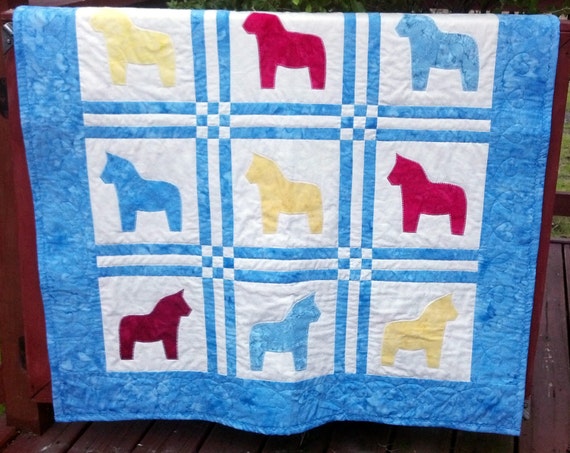Dala Horse Quilt  Horse Lover Quilt  Baby Quilt  by MyBuddyBling