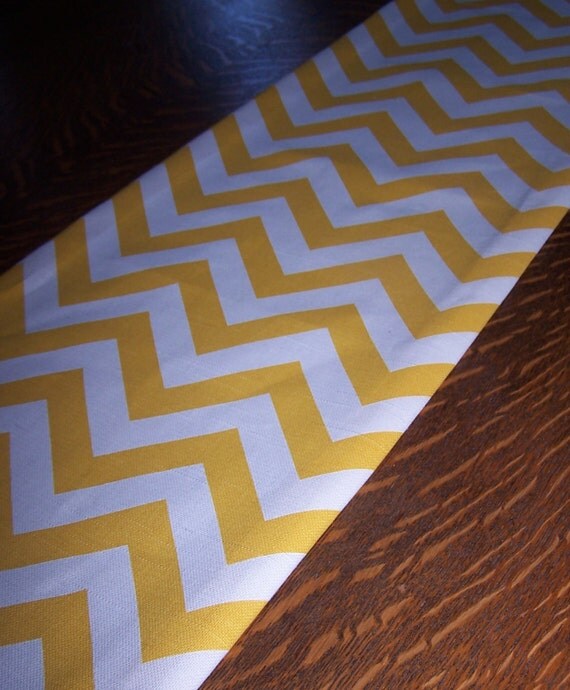 White  Chevron chevron & TABLE RUNNER Runner  Yellow    table Yellow Corn Yellow runner yellow