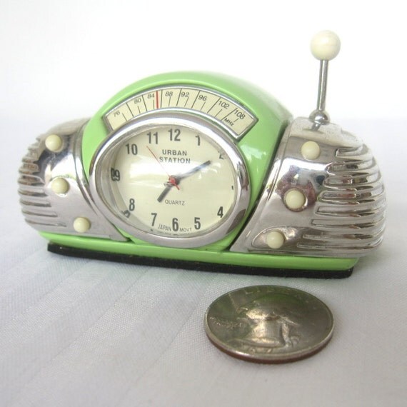 Retro Dashboard Small Vintage Clock Urban Station Japan