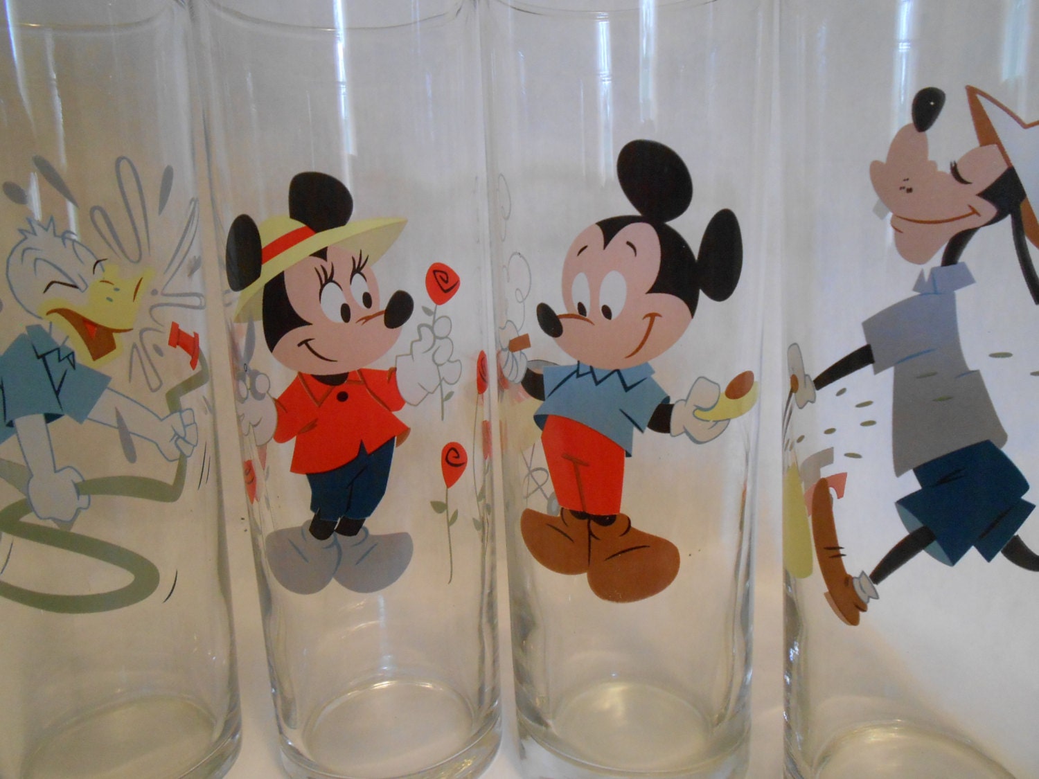 Vintage Disney Cartoon Character Glasses 10 Oz /Set Of 4