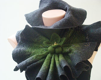 Felted Scarf Neckpiece Collar. Shibori Grey & green Large size