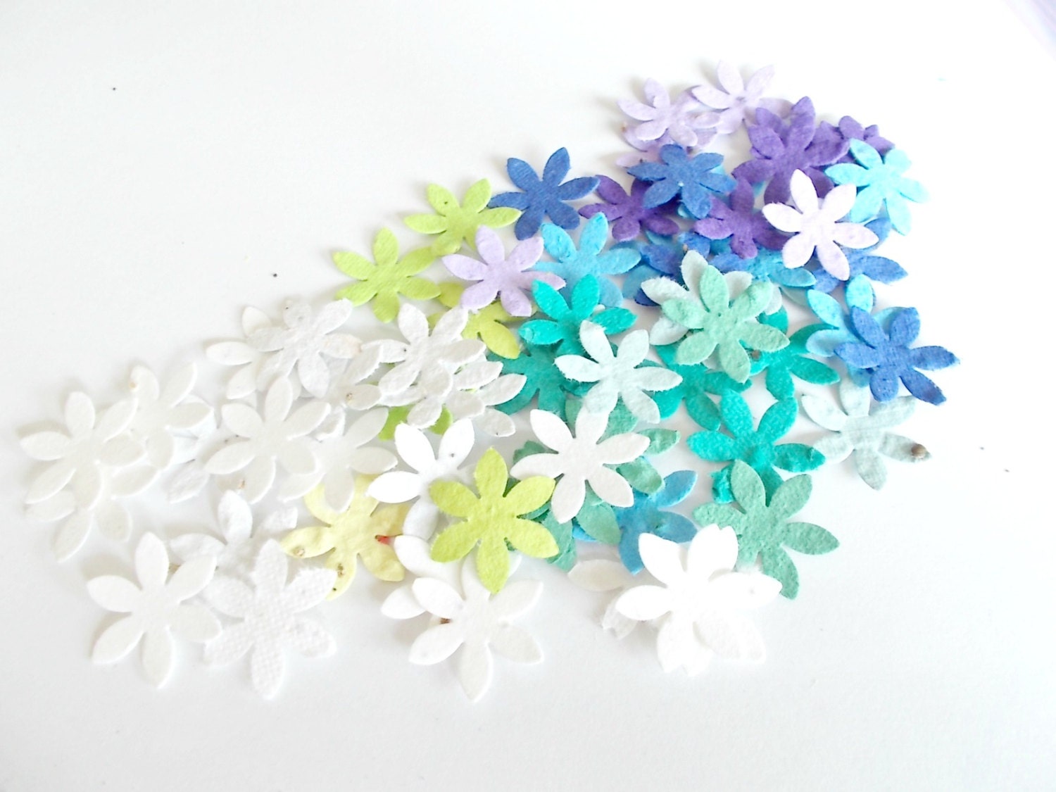 Seeded Paper Flower Confetti - Plantable Paper Embedded With Flower Seeds - Blue, Green, Purple  and White Mix