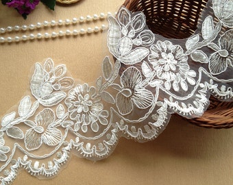 Gorgeous Ivory Wedding Lace Trim Ivory Embroidered Lace Trim for Edges of Wedding Gowns, Veils