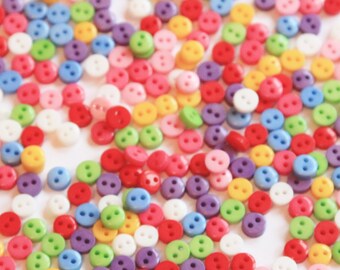 100 Micro Mini Buttons 6mm - Mixed Color Resin Buttons - Multi Coloured Plastic - Tiny Buttons - RS02