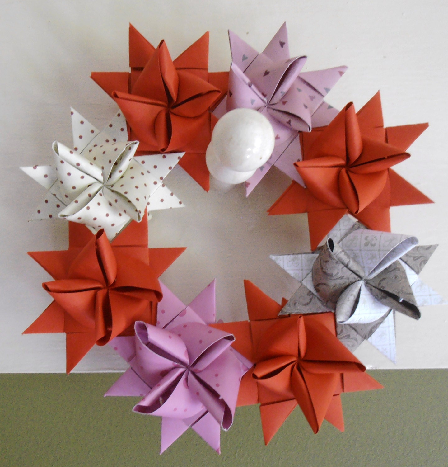 wreath made of 8 Froebel / Moravia stars