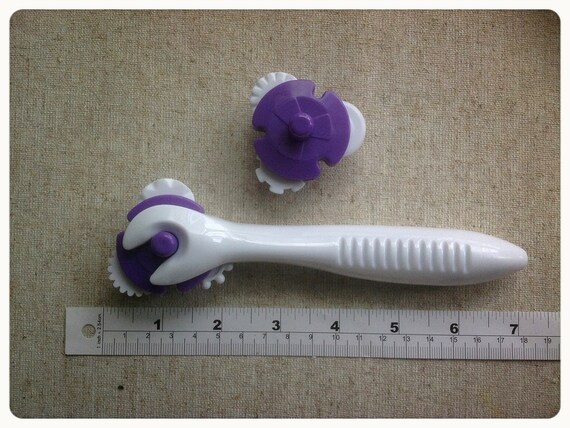 fondant icing embossing wheel fondant tools by bakingsupplies fondant icing embossing wheel fondant tools by bakingsupplies