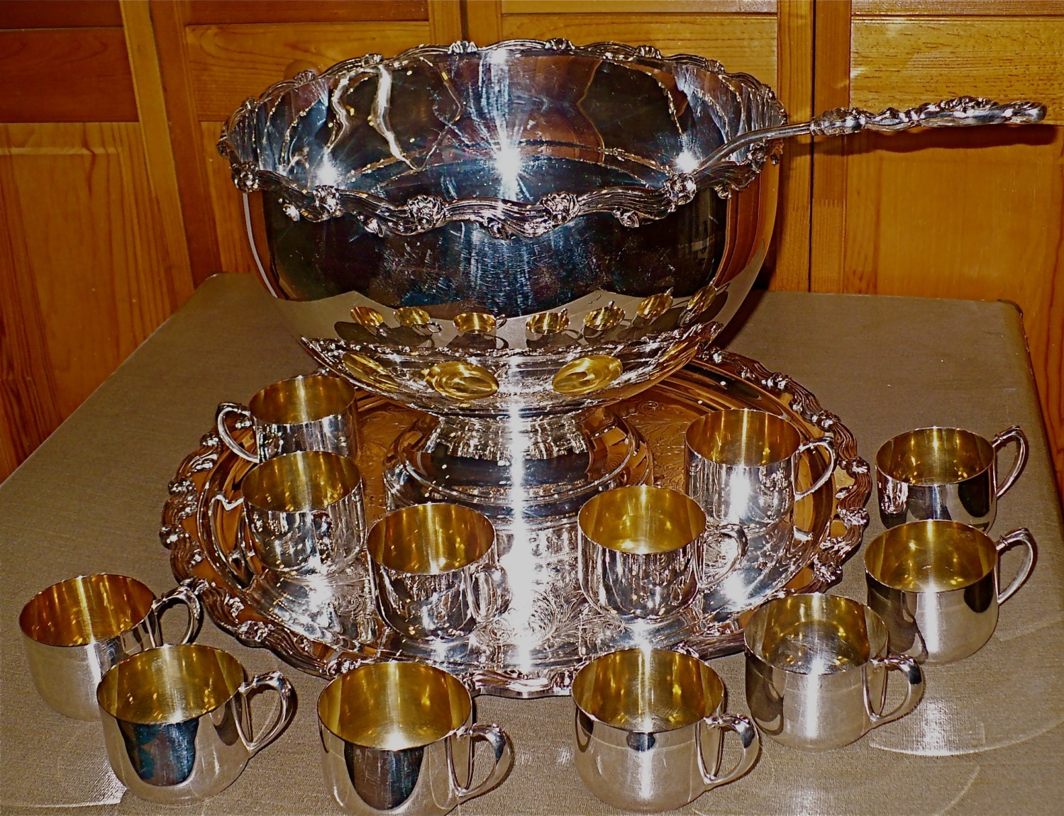 Sheridan Silver plated Punch Bowl Set with 12 cups and Large