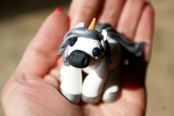 little unicorn figurines