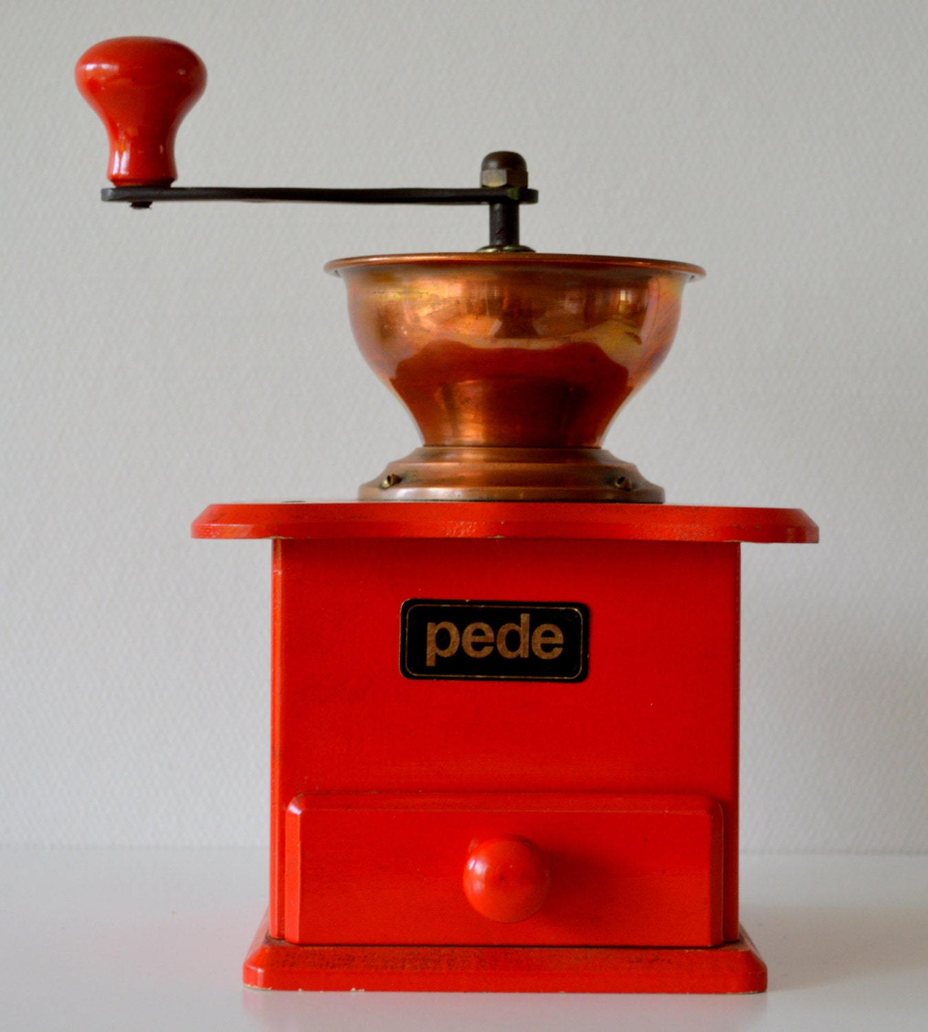 Lovely red Vintage wooden Coffee Grinder in good condition