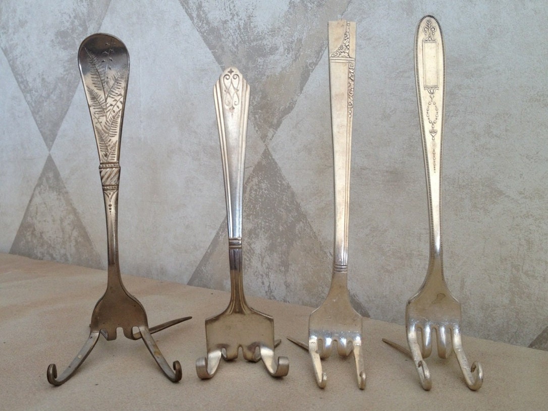 SET OF 8 Vintage Fork Place Card Holders