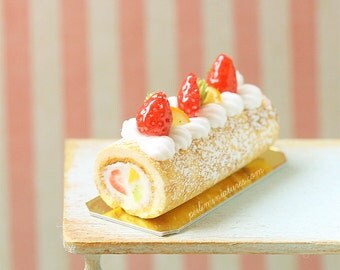 Dollhouse Miniature Food - Mixed Fruits Swiss Roll 1/12 Dollhouse Miniature Scale