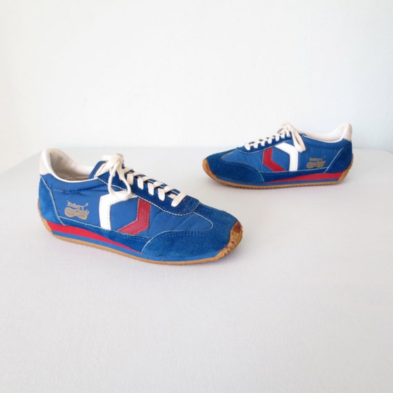 sneakers vintage style