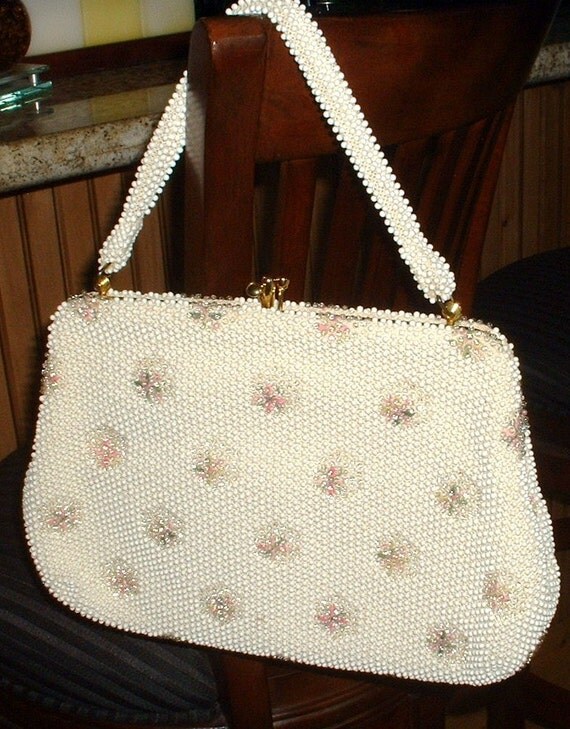 Vintage 1940 Casual Beaded Handbag Purse Flowers White with