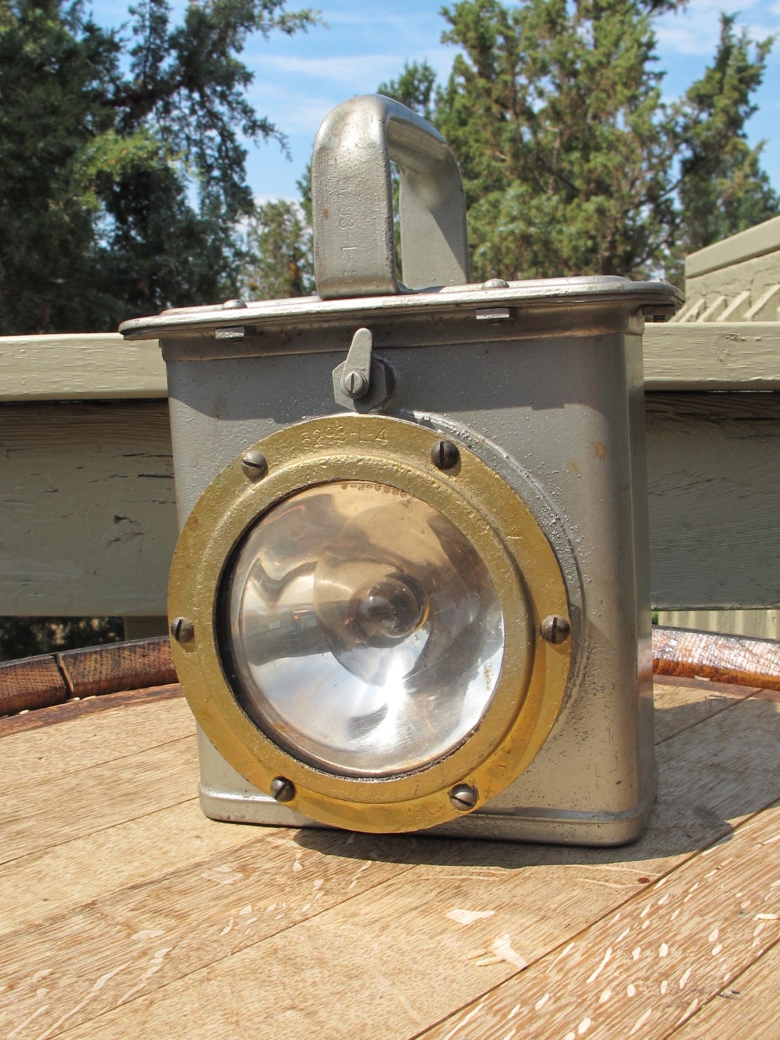 ANTiQUE DELTA ELECT LANTeRN. WW2 MiLiTARY by ShastaBrookVintage