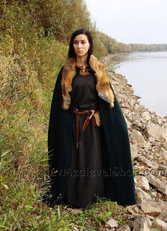 Medieval Viking cloak with natural fox fur by SlavMedievalShop