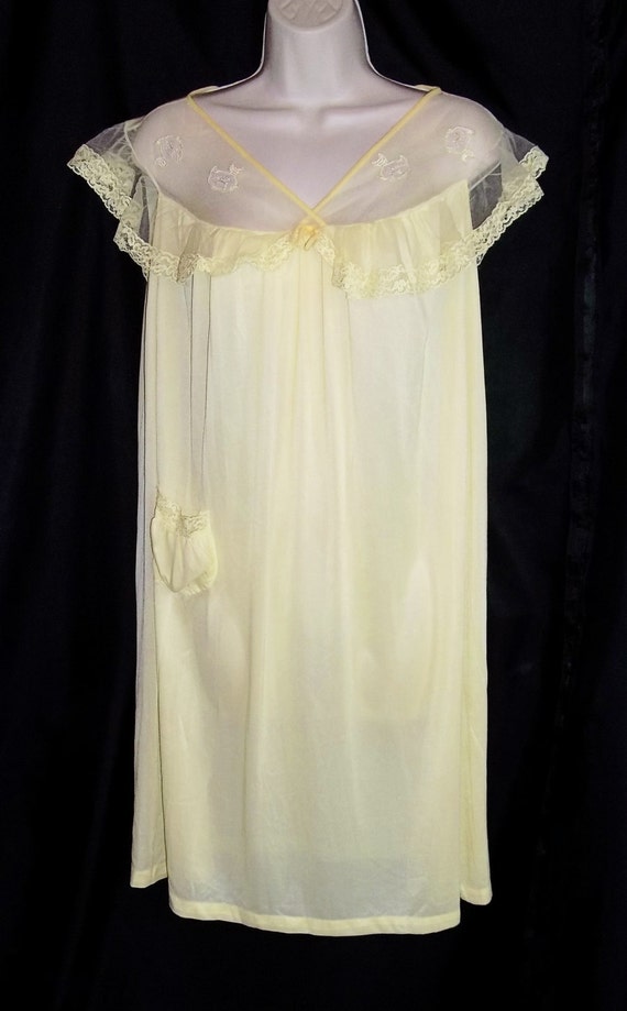 1950s MOJUD Yellow Vintage Nightgown 38 Nylon by ReallyCoolClothes