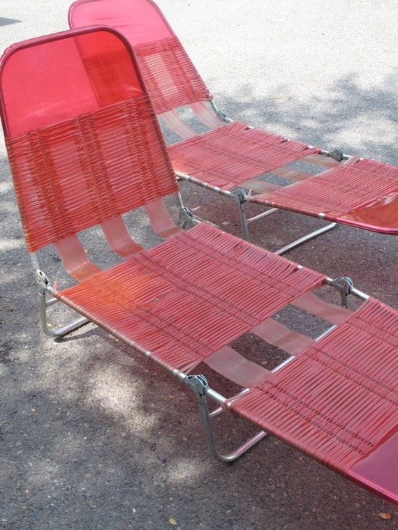 PAIR Folding Chaise Lounge Beach PATIO Deck Chair / Retro Pink