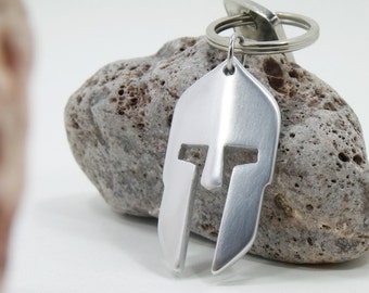 Spartan Helmet keychain - Aluminum Hand made Keychain - Spartan armor - 300 Spartan - casco espartano - casque grecque - Greek Mythology