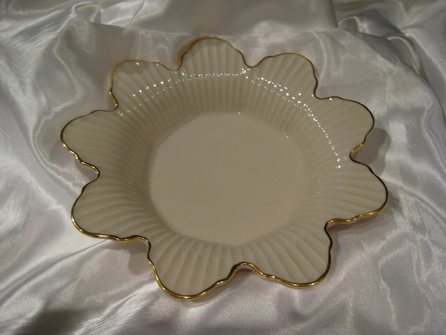 LENOX China 120th Anniversary Meridian Candy Dish 8