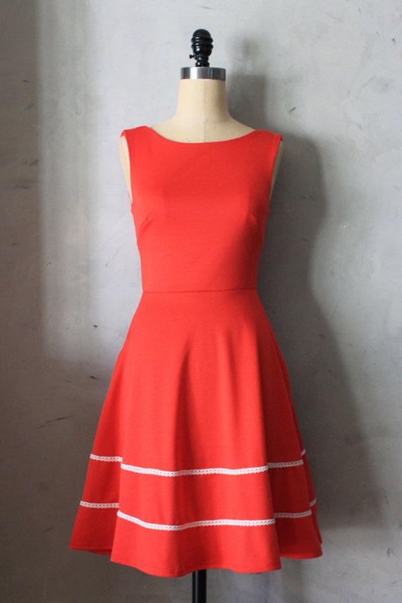 DERICA POPPY Orange red dress with pockets // by FleetCollection