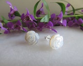 Mother of pearl hand carved flower earrings, Flower studs, Sterling silver earrings, Mother of pearl earrings, Mother of pearl studs
