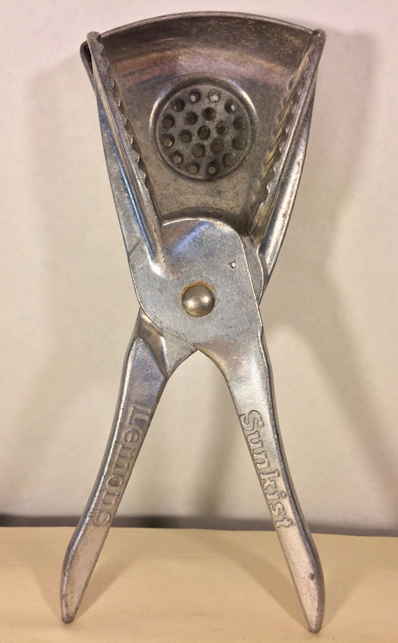 Vintage Sunkist Lemon Squeezer Juicer