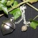 Acorn pendulum for dowsing and divination