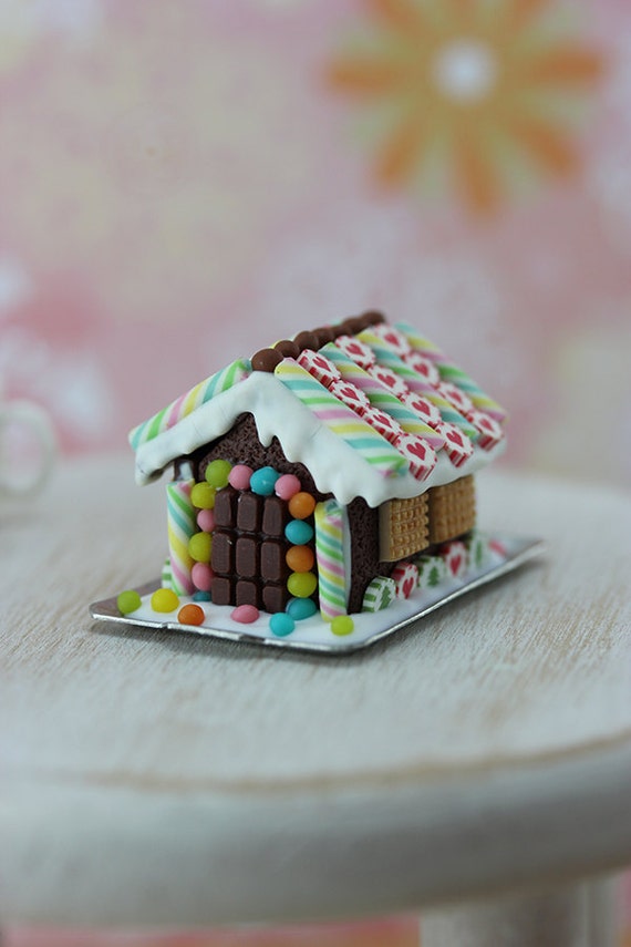 Dollhouse Miniature Gingerbread House 112 Scale Christmas