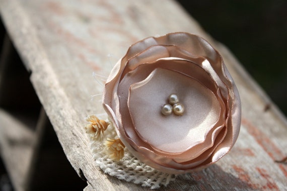 quelle fleur a la boutonniere