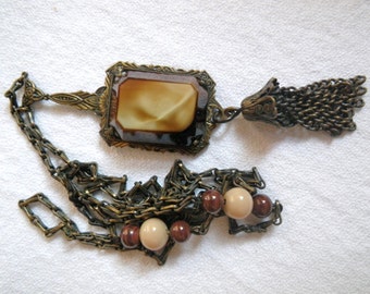 Lavalier Necklace Art Nouveau Vintage 70s