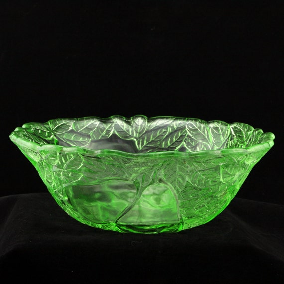 Indiana Avocado Salad Serving Bowl Green Depression Glass Vtg
