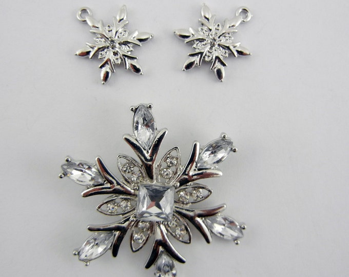 Silver-tone Snowflake Charms and Large Pendant Rhinestones Set