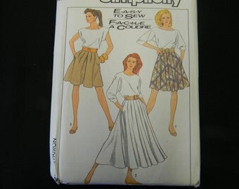 Vintage Uncut Simplicity Pattern 8504 Size 10 Skirt and Culottes
