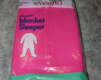 Vintage--Evenflo--One-Piece Blanket SLEEPER--Toddler 4T--Polyester Fleece--Dark Pink And Purple--New Old Stock