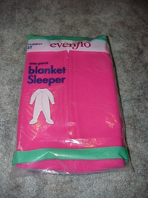 Vintage--Evenflo--One-Piece Blanket SLEEPER--Toddler 4T--Polyester Fleece--Dark Pink And Purple--New Old Stock