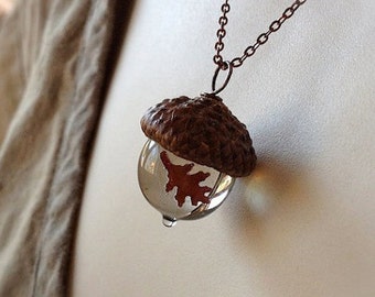 Glass Acorn Necklace in Transparent Light Brown with encased Copper Oak Leaf by Bullseyebeads