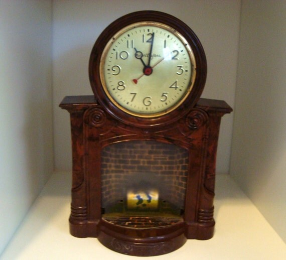 Vintage 1950s Fireplace Motion Bakelite by SofiasCobwebMuseum