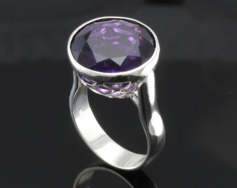 Sterling Silver Ring set with oval facet cut Purple Amethyst