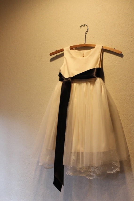 Vintage style flower girl dress organic cotton flower girl