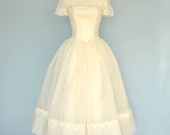 RESERVED FOR MARCY 1950s Lace Wedding Dress...Dance Time by deomas