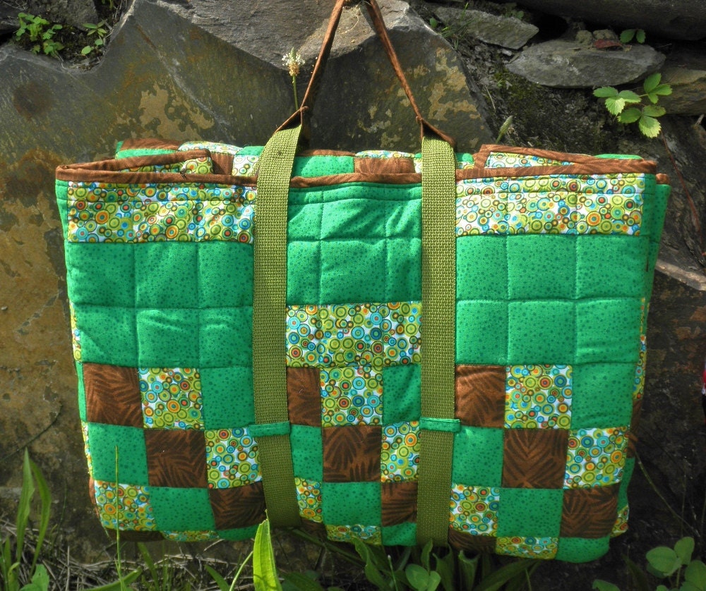 Child's Quilted Sleeping Bag Spring Up Frogs and