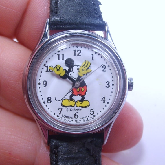 Vintage 1980s ladies Disney Mickey Mouse yellow by jewelry715