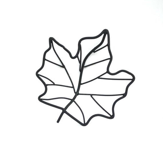 Maple leaf bowl wire black bread basket fruit bowl