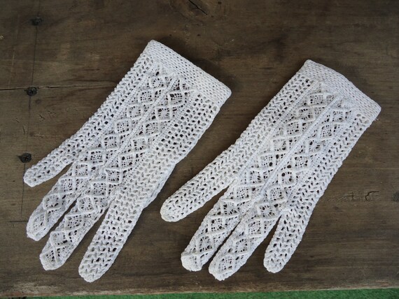 1950s wedding gloves Clearance