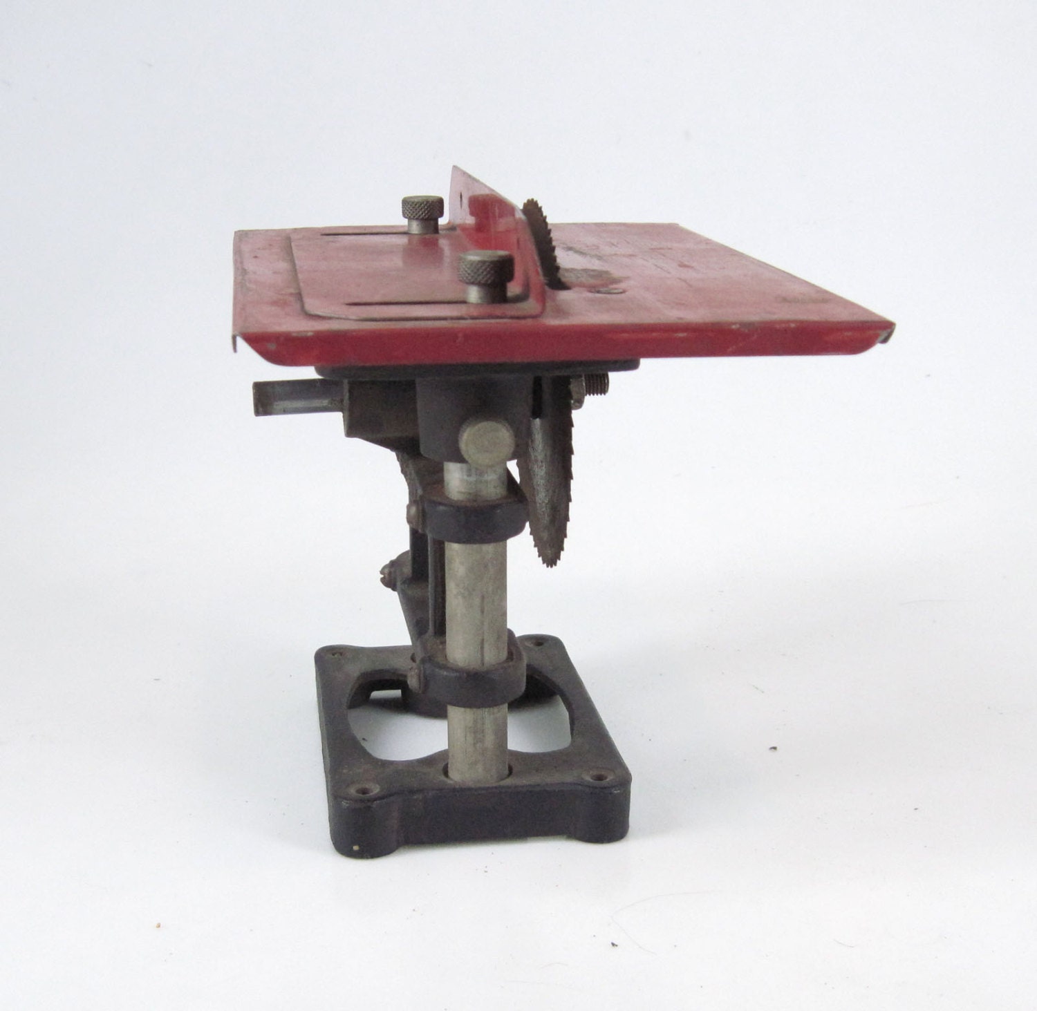 1930's antique miniature table saw made by j&r metal