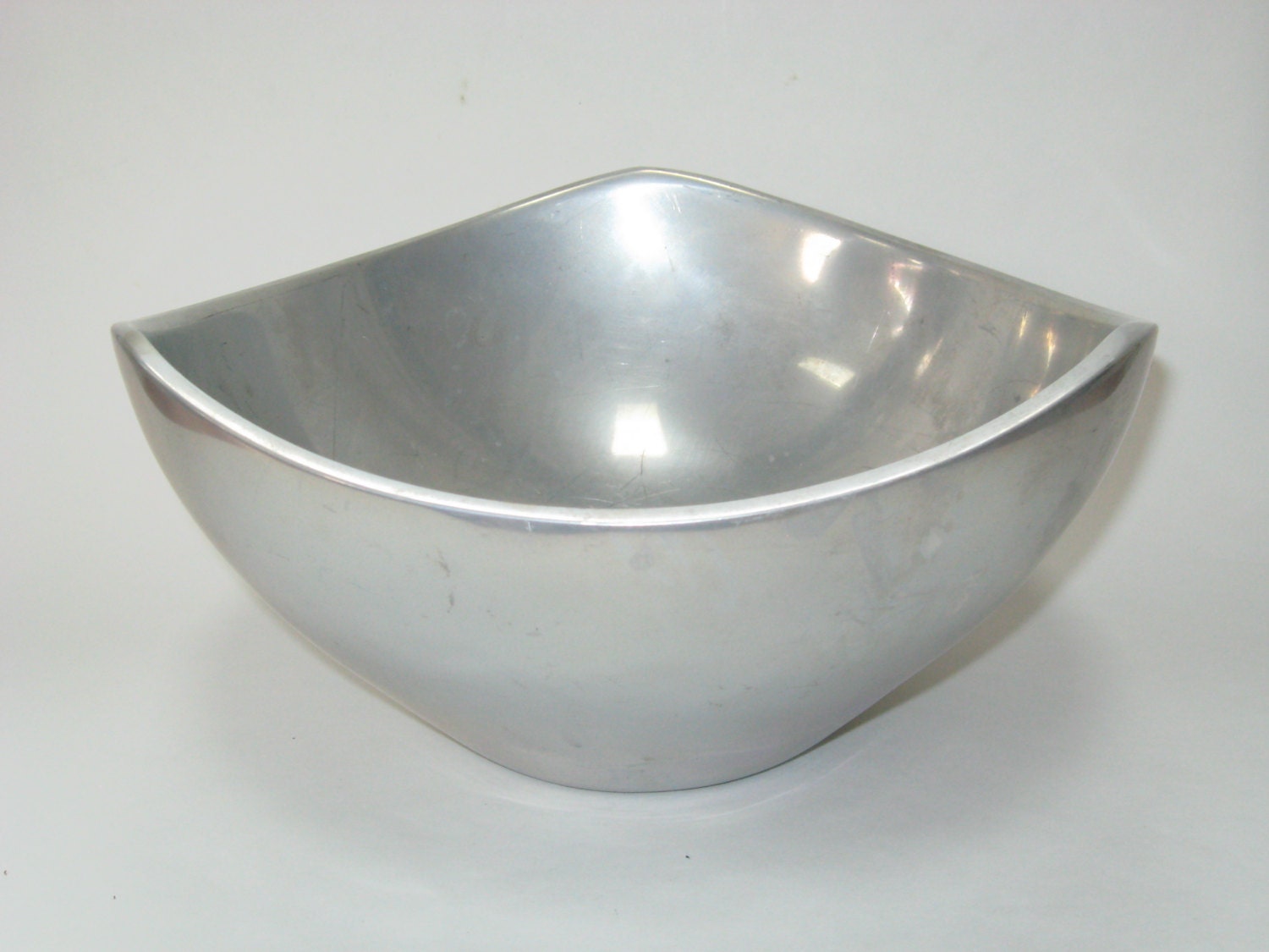Vintage Nambe Large Aluminum Tricorner Bowl Mid Century - ðzoom vintage nambe large aluminum tricorner bowl mid century - ðzoom