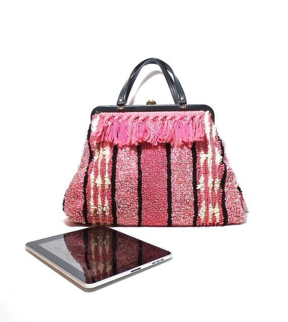 Vintage Pink Carpetbag Extra Large Purse by DairyFarmAntiques